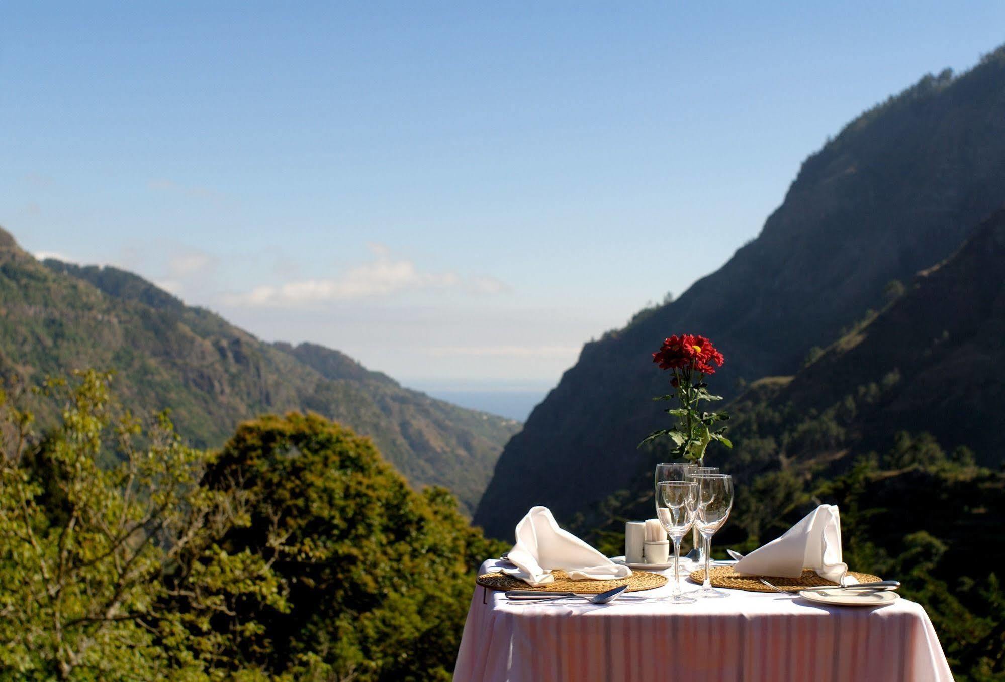 Dorisol Pousada Dos Vinhaticos Serra de Água Restaurant foto